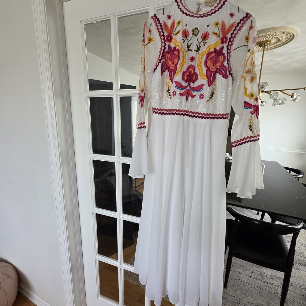 Bell Sleeve Long Sleeve Mid-Maxi Dress